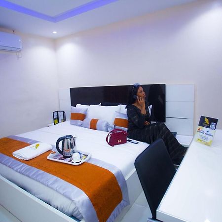 Appleville Suites إيكجا المظهر الخارجي الصورة
